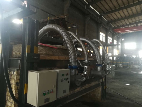 江西贛州熔錫爐燒嘴工地現(xiàn)場