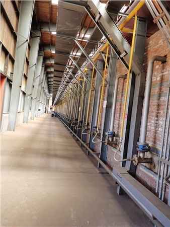 天然氣海綿鐵隧道爐:燒嘴兩側(cè)布局 可以實現(xiàn)就地與遠程控制功能