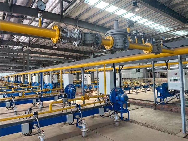 天然氣紅磚隧道窯爐:燒嘴爐頂或兩側 布局