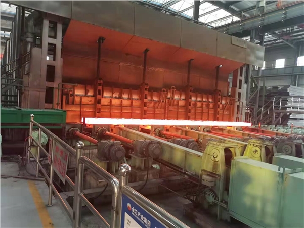 天然氣軋鋼加熱爐:天然氣燒嘴 噸鋼氣耗參考量38m3,運行成本低