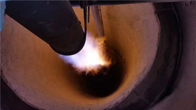 小型液化氣回轉(zhuǎn)窯燒嘴：自動(dòng)點(diǎn)火 無線測溫功能