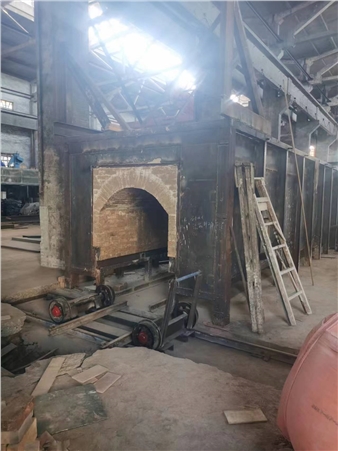 30米長(zhǎng)天然氣模殼焙燒焙燒爐施工現(xiàn)場(chǎng)